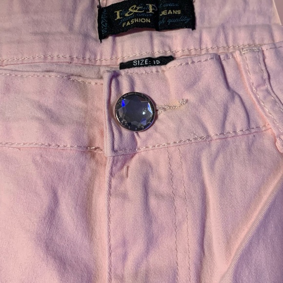 Womens I&P Shorts - Picture 10 of 10